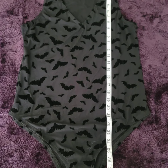 Sheer Black Bat Print Bodysuit Torrid Size 0/0X - Picture 5 of 7